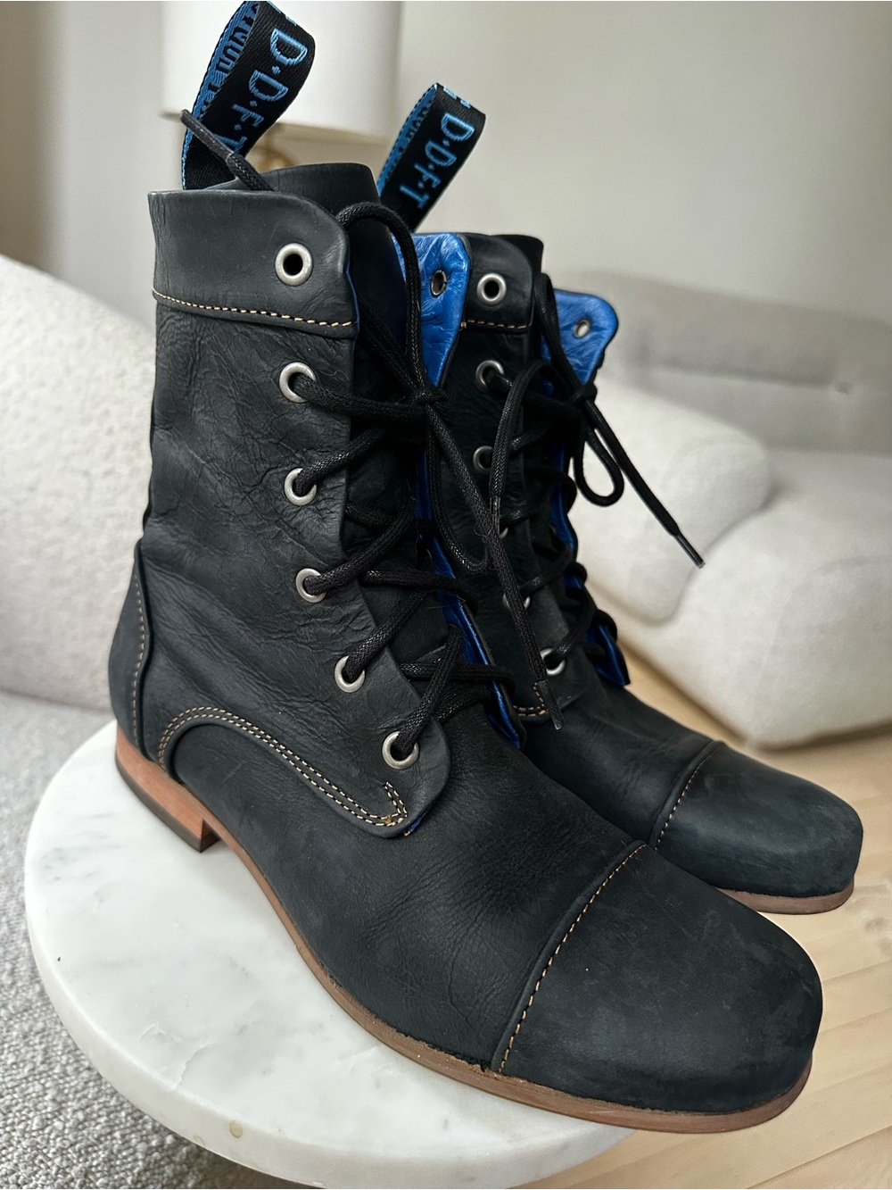 JOHN FLUEVOG Radio BBC Blue and Black Leather lace-up BOOTS - Picture 4 of 10